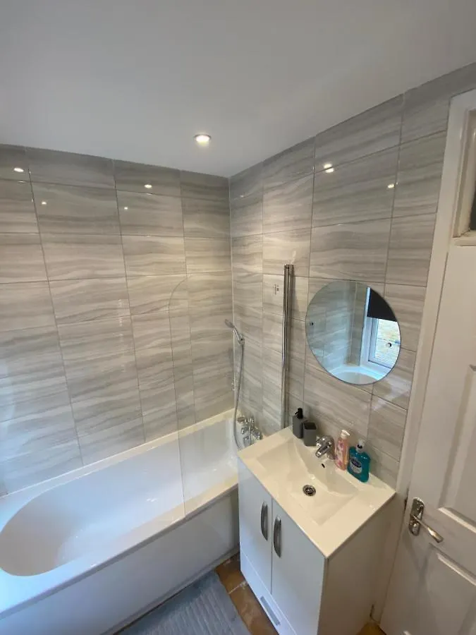 Apartment B&T Pleasure Homes - Southend