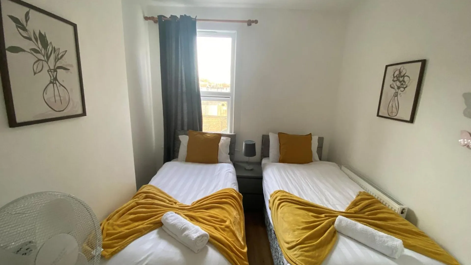 Apartment B&T Pleasure Homes - Southend United Kingdom