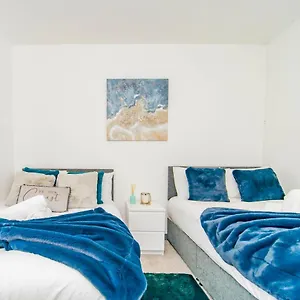 Special Offer 3 Bedroom Flat Bn32osm18 Apartment Brighton