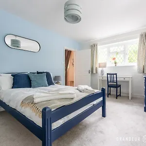 Little Forest By Grandeur Holiday home Ringwood